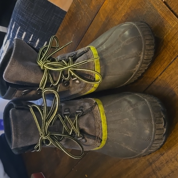 Mens Sorel Boots - Picture 2 of 10